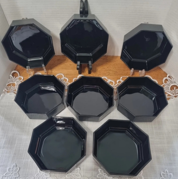 Vintage ARCOROC Black Octagon Bowls Set of 8 with Bonus Set of 2 Candle Holders - Picture 2 of 9